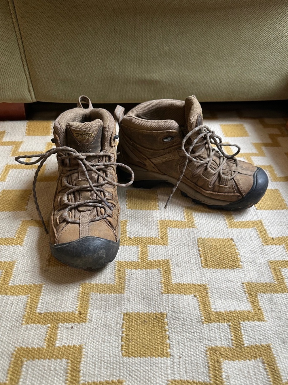 Keen Targhee hiking boots, size 6.5